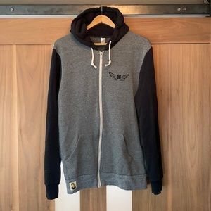 ⭐️ Concert SweatShirt